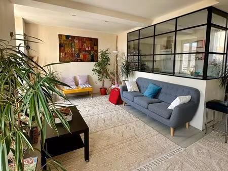 studio 4 pièces 106 m²