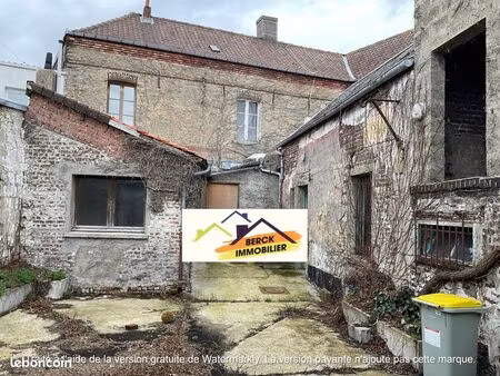 immeuble 10 pièces 260 m²