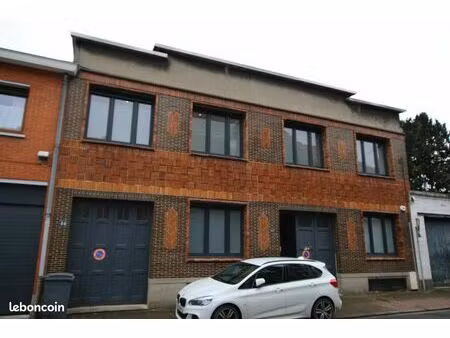 immeuble 6 pièces 481 m²