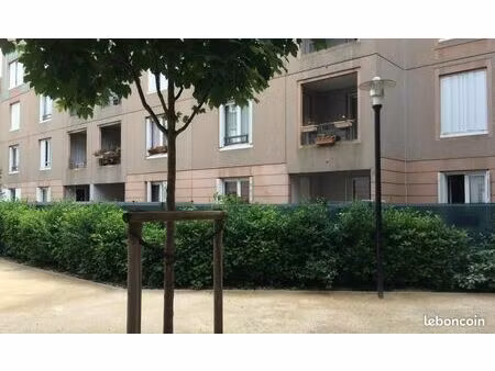 appartement 4 pièces 79 m²