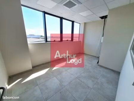 bureaux 54 m² clermont ferrand