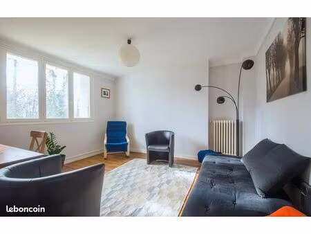 bureau a louer pour paramédicaux à nantes
