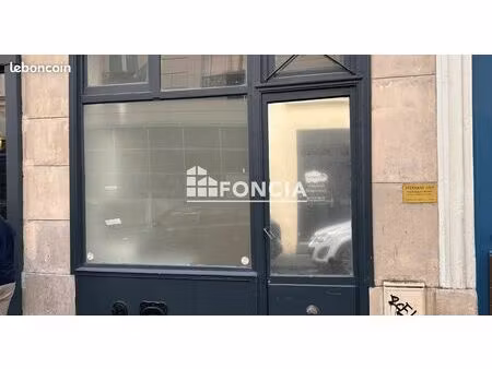 professional_premise