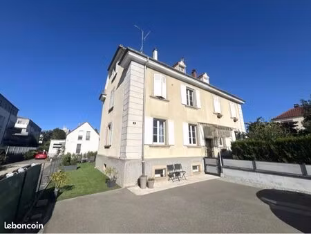 vends maison jumelée