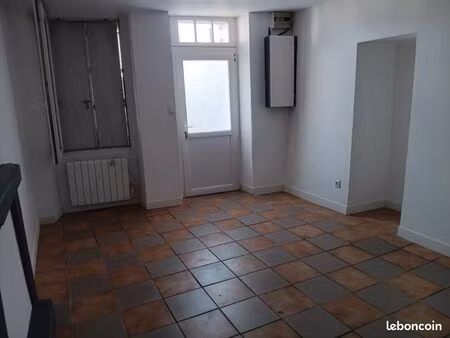 maison refaite à louer
