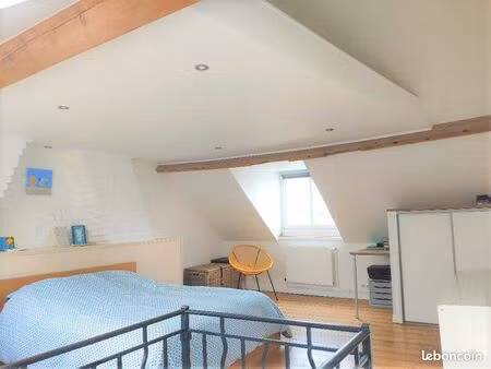 belle maison 1930 au cachet préservé au cœur du bourg