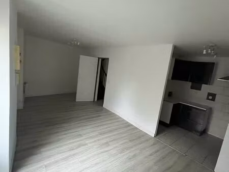 maison refaite à louer