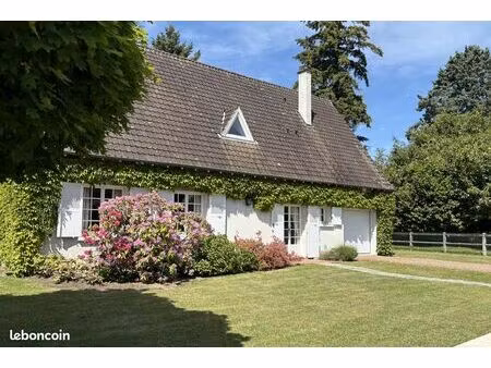 maison 6 pièces 145 m²