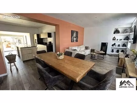 maison 7 pièces 132 m²