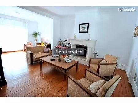 maison 13 pièces 245 m²