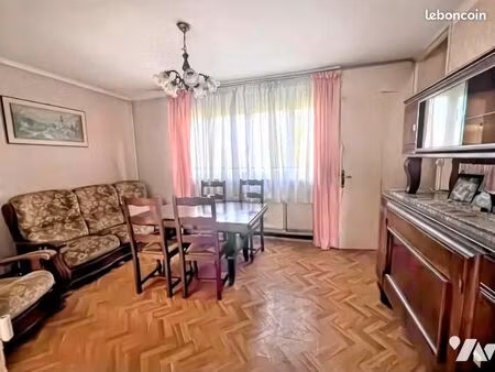 maison 4 pièces 65 m²