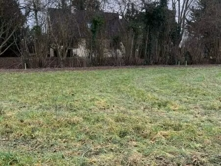 terrain 551 m² saint remy des monts