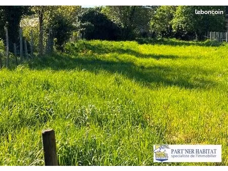 terrain 627 m² vion