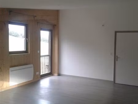 location a l'année non meublé