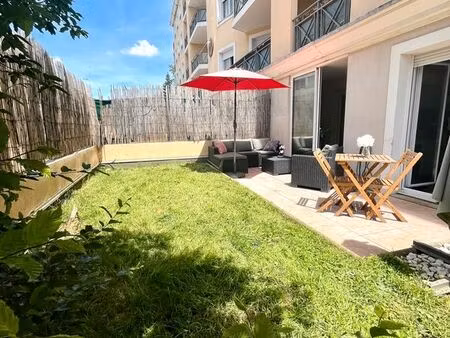 appartement t2 40 m² jardin et parking privés décines centre