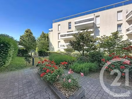appartement 4 pièces 74 m²