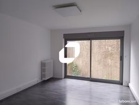 bureaux 96 m²