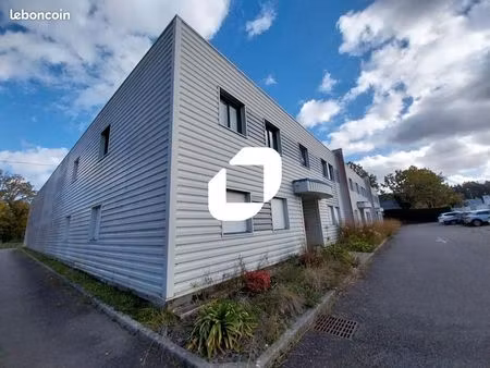 local d'activité 630 m²
