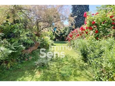 maison 6 pièces 133 m²