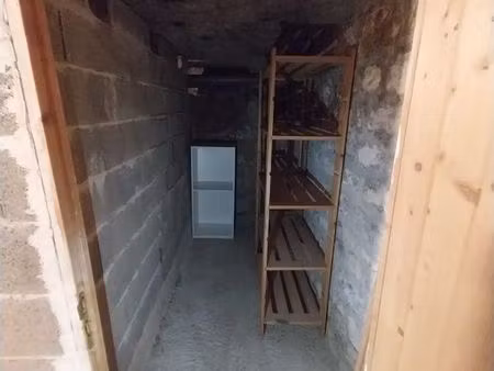 cave à louer / métro maison blanche