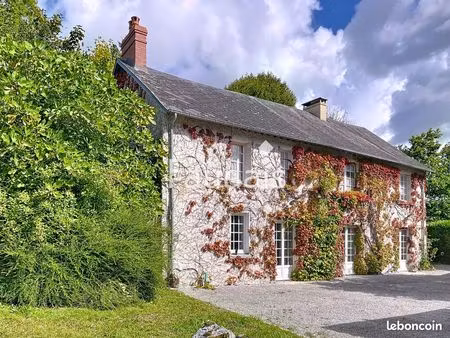 propriété 6 pièces 147 m²