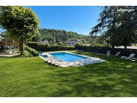 maison 7 pièces 160 m²