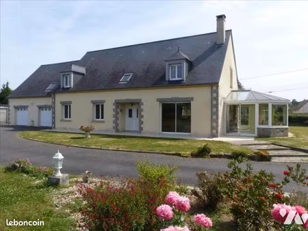 maison 10 pièces 202 m²