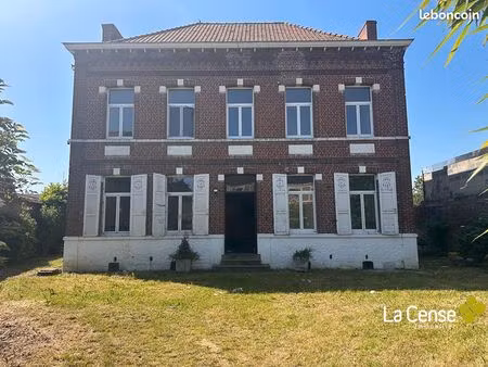 maison 5 pièces 182 m²