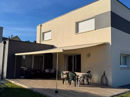 maison 6 pièces 140 m² walbach