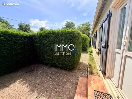 terrain 1 015 m² requeil