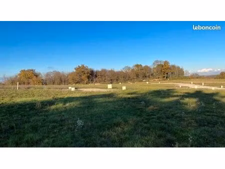 terrain 437 m² montanay