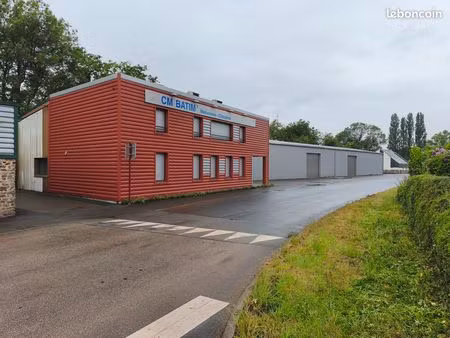 local bureaux entrepôt