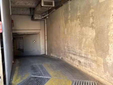 place de parking 21m² – sécurisé – 75018 rue du poteau