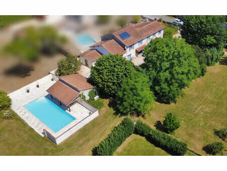 maison à vendre à aubeterre-sur-dronne (16390) - charente