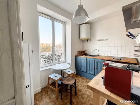 studio à louer au coeur de granville