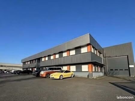 bureaux 180 m²