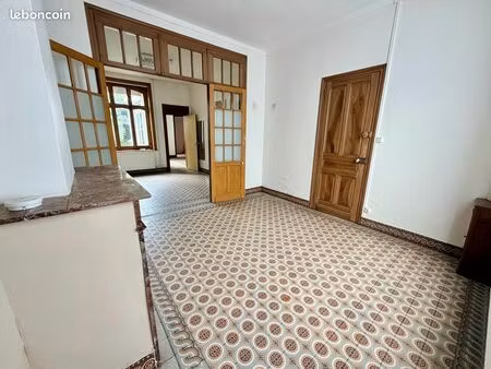 local commercial / cabinet médical