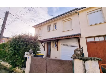 location maison  81 m² t-5 à albi  805 €