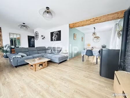 maison 4 pièces 80 m²