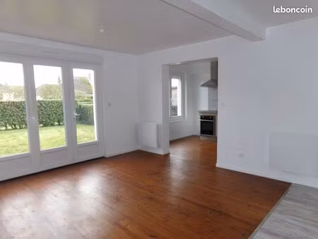 location 3 chambres a chef du pont