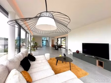 maison de 250m2