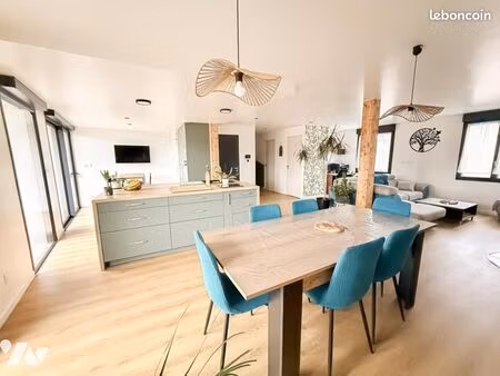 maison 6 pièces 150 m²