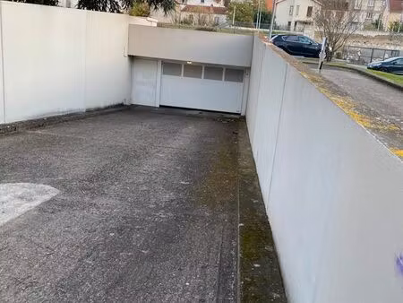 parking sous terrain la rotonde