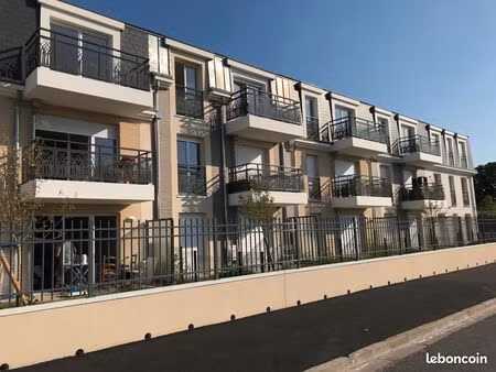 appartement recent 2 pieces acheres (78260)