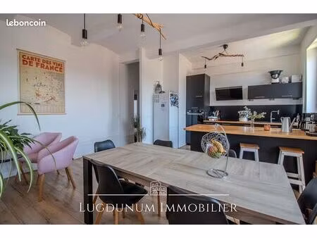 duplex 6 pièces 144 m²
