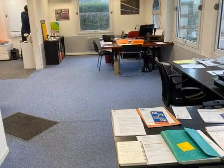 bureau professionnel à louer – 57 90 m² – hem (59510)
