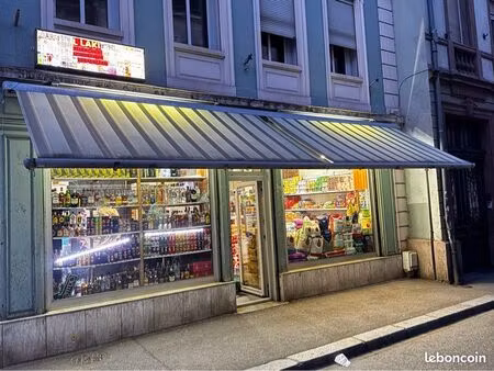 épicerie 79m2
