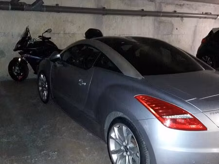 parking 15 m²