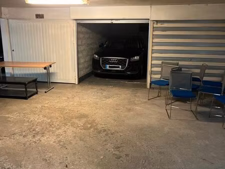 parking/box 19ème