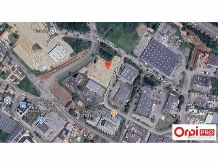 local d'activité 286 m²